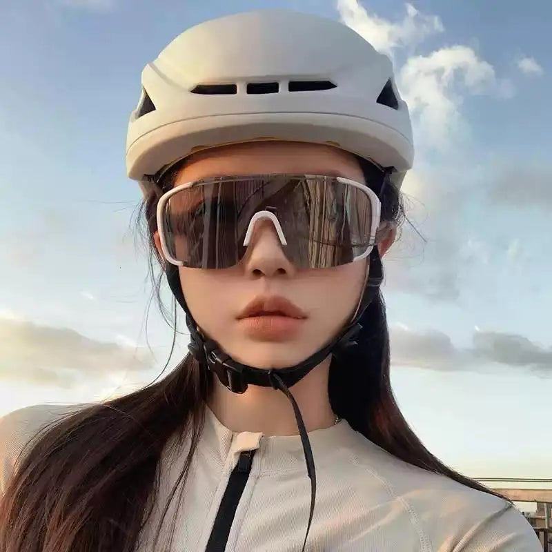 Cycling Glasses Windproof Outdoor Sports Sunglasses for Men and Women UV Protection Sunglasses Fashion Mountaineering Goggles